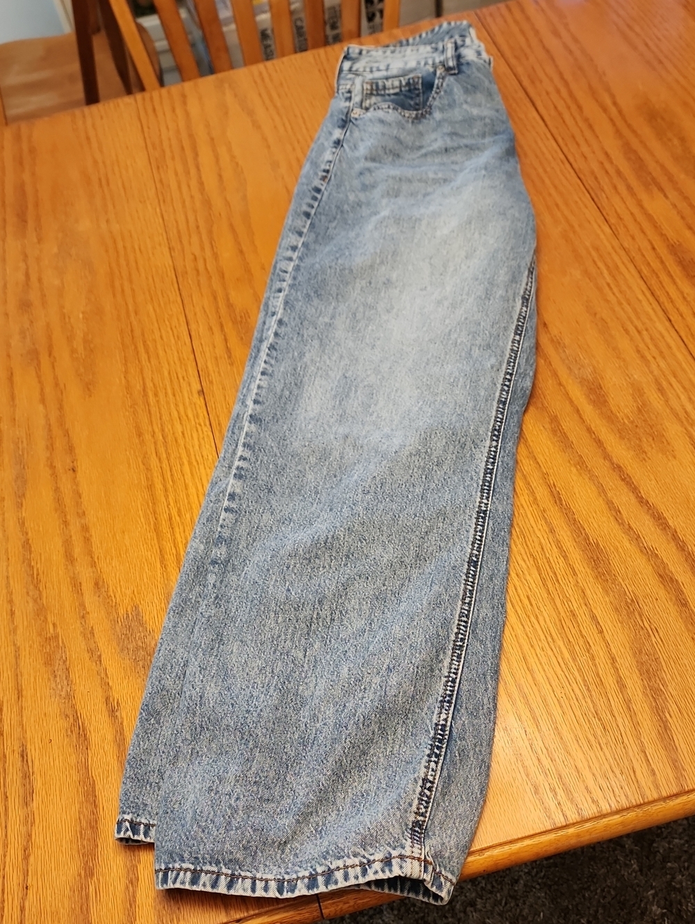 Simple Society Light Blue Wash Jeans - Picture 15 of 16